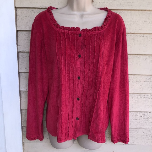 THE LAST BES PLACE soft ruffled/pleated button top - Picture 3 of 6